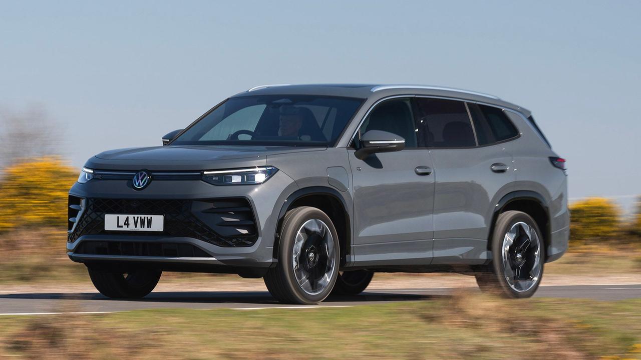 Volkswagen Tayron in grey