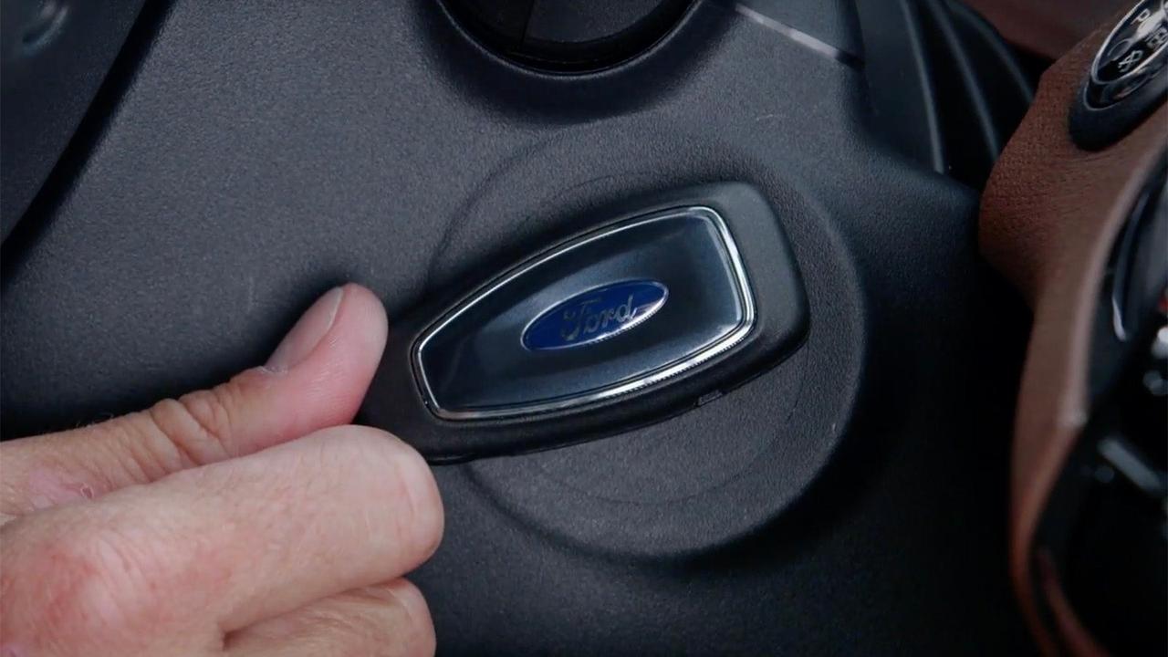 Ford keyfob held by RFID reader