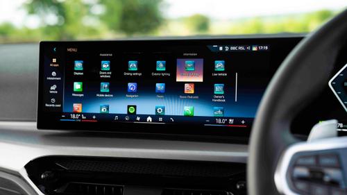 BMW 2 Series coupe touchscreen
