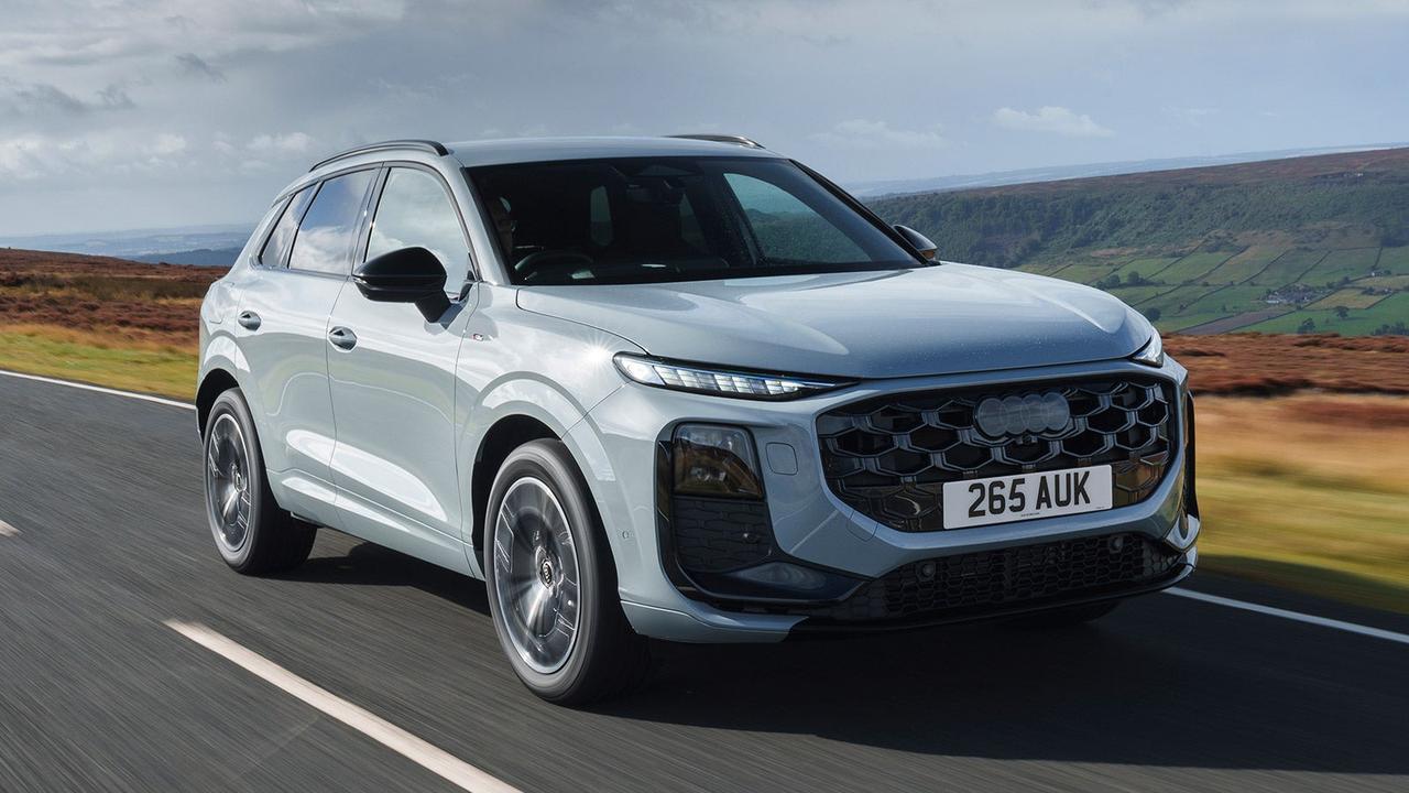 Audi Q3 in grey