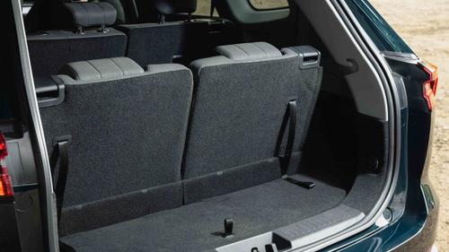 Chery Tiggo 8 boot seats up