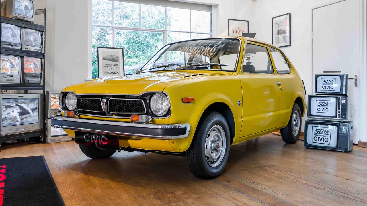 1970s Honda Civic in yellow