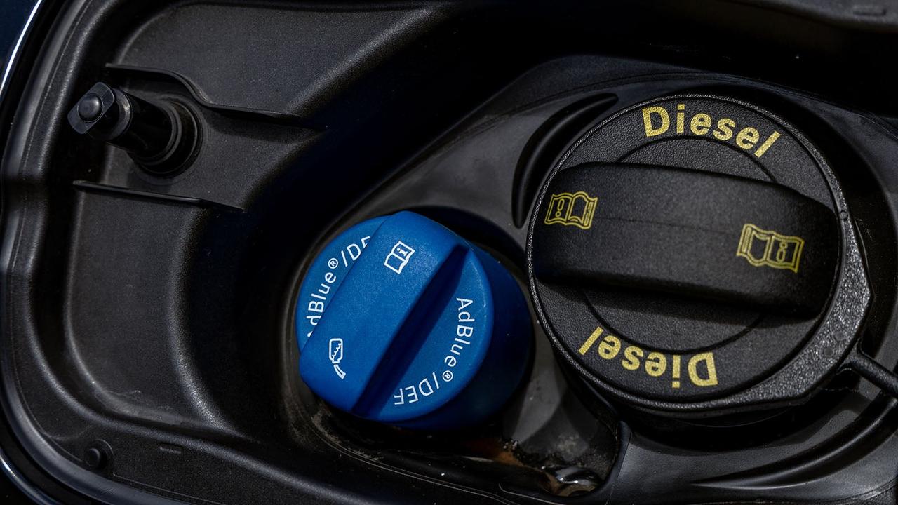 AdBlue and diesel filler