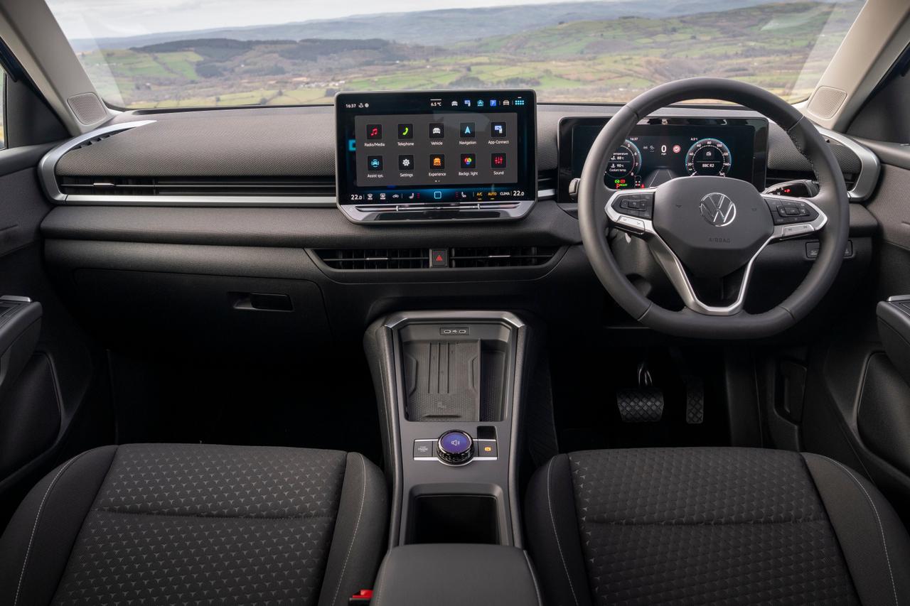 2026 VW T Roc interior wide