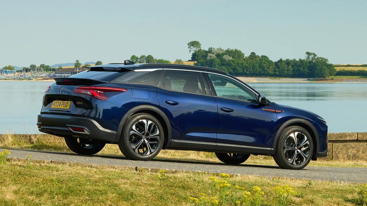 Citroen C5 X side static