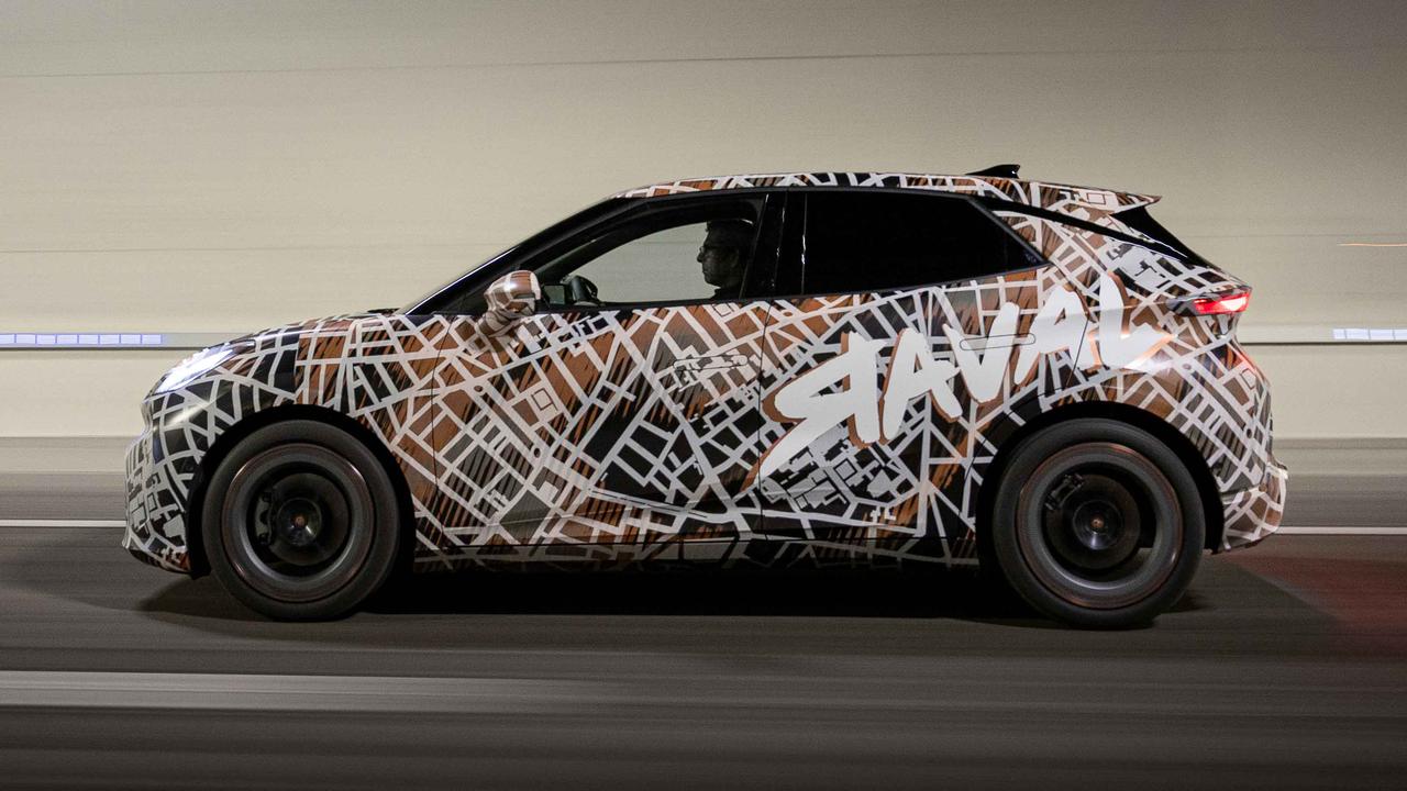 Cupra Raval teaser – side, driving