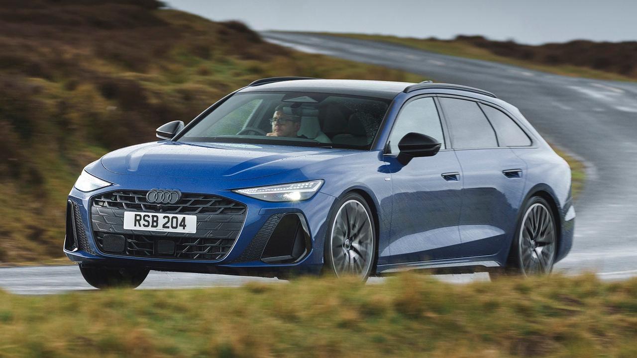Audi A6 Avant in blue