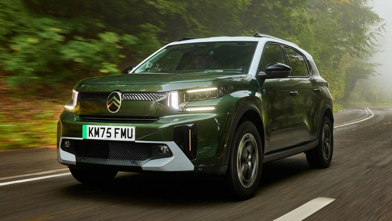 Citroen C3 Aircross in green