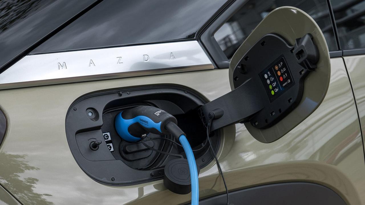Mazda MX-30 charging