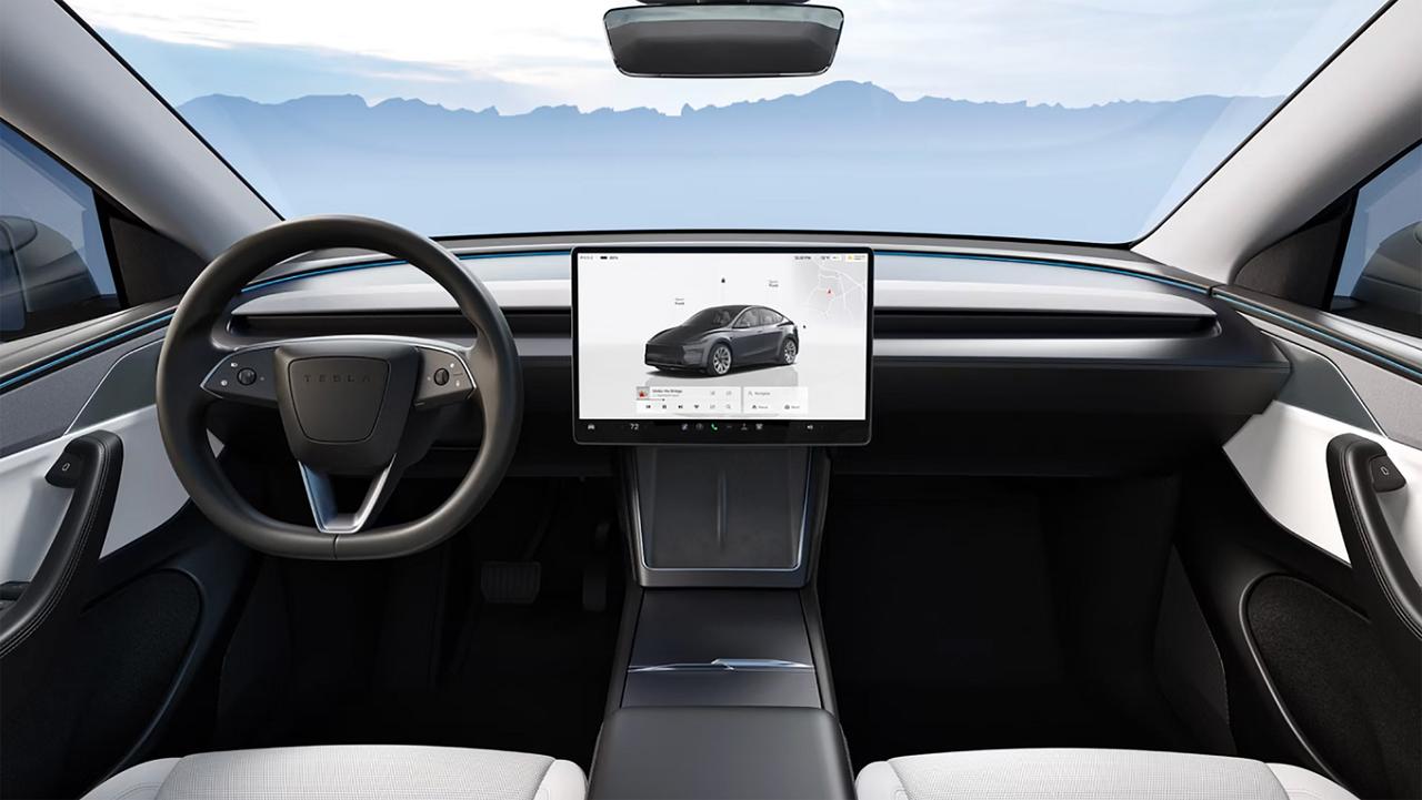 2025 Tesla Model Y facelift - interior