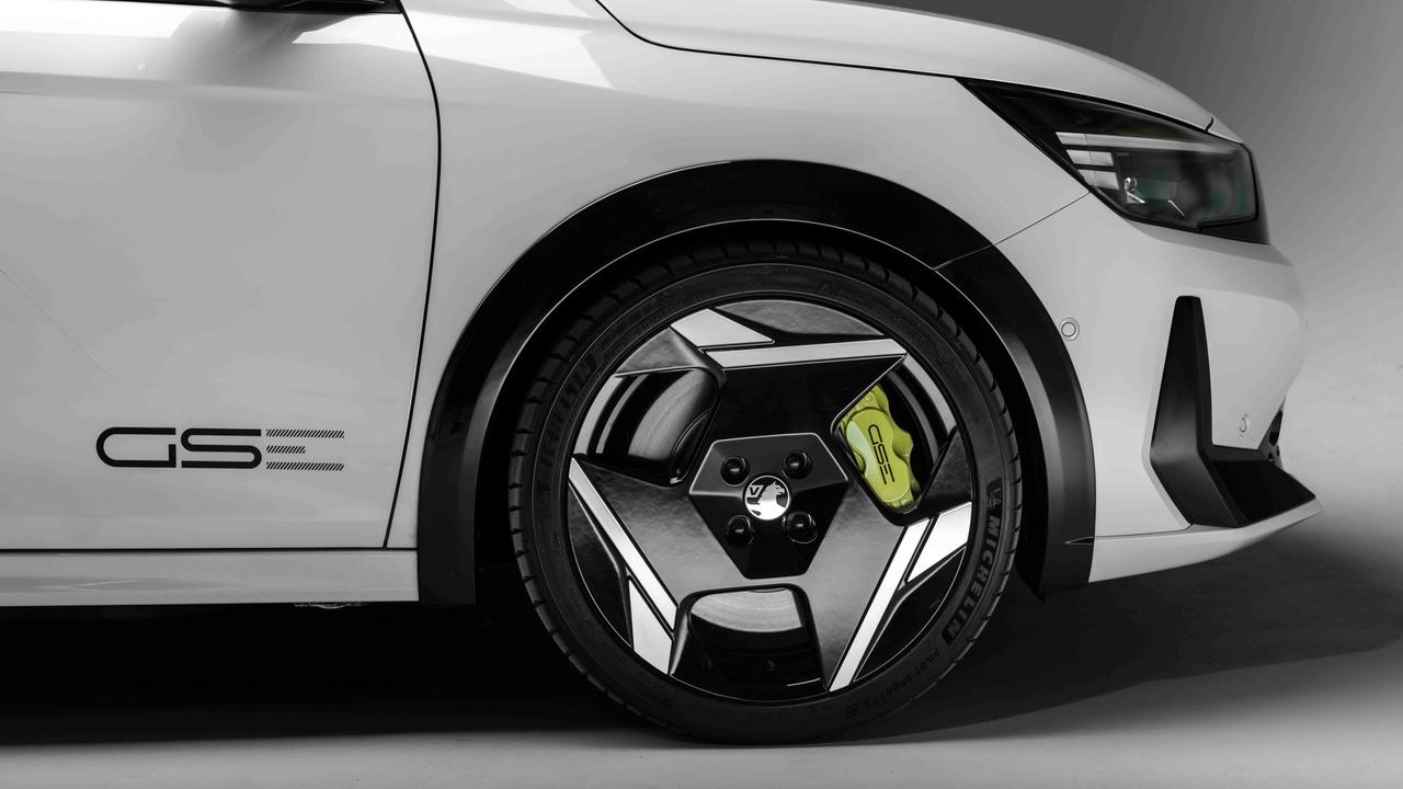 Vauxhall Corsa GSE wheel