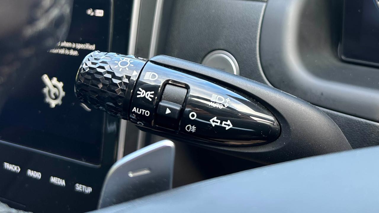 Hyundai Tucson indicator stalk