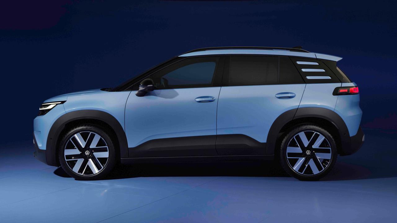 Volkswagen ID. Cross side view