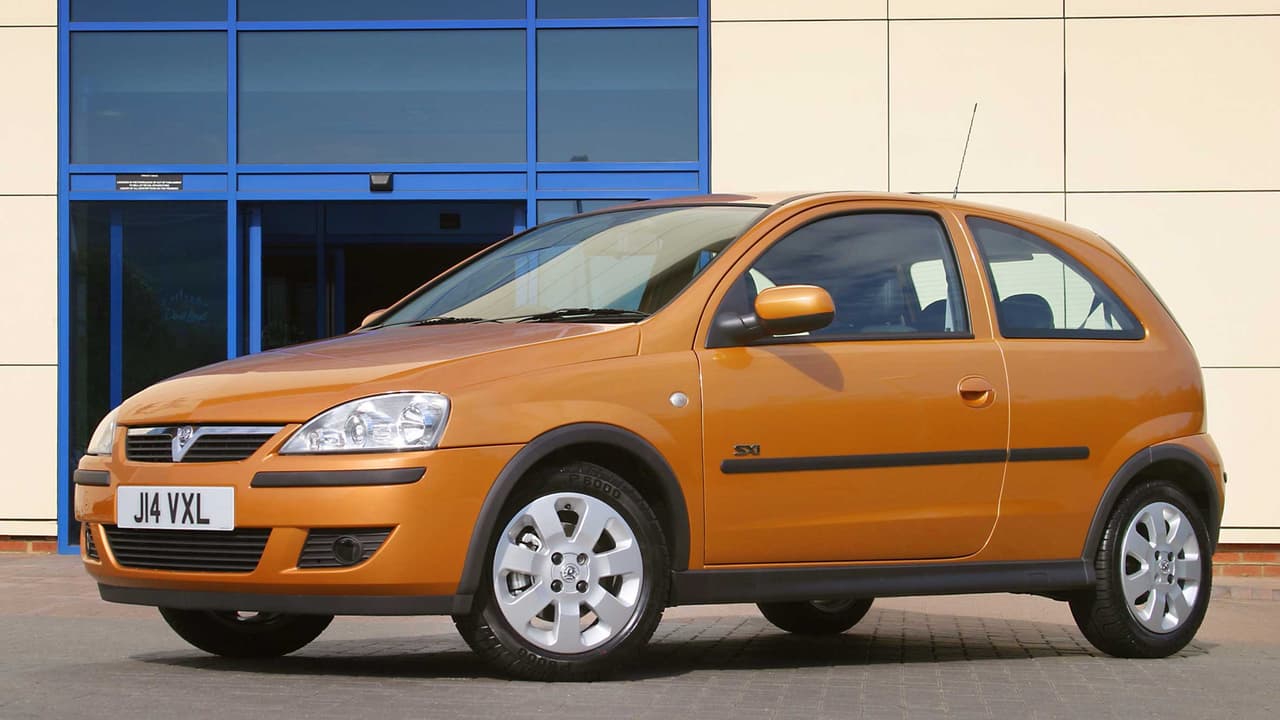 Vauxhall Corsa C in orange