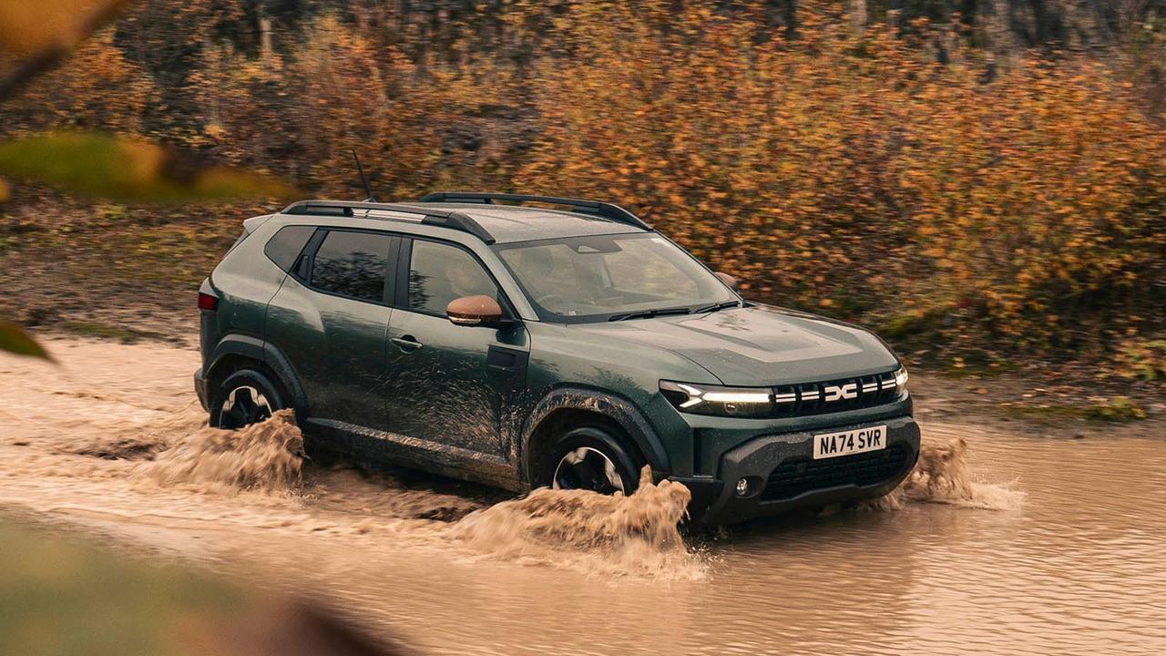 Dacia Duster in green