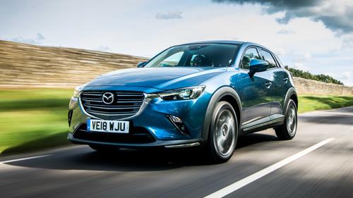 Mazda CX-3 driving