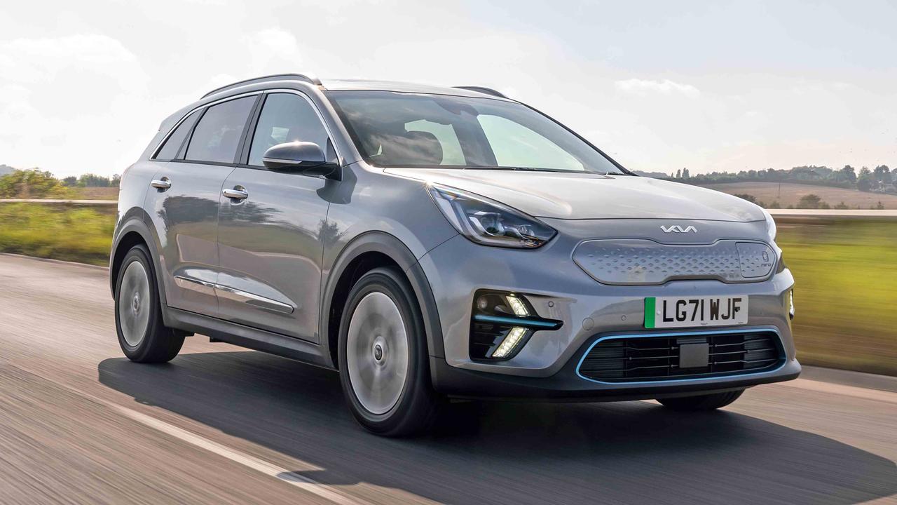 Kia e-Niro driving