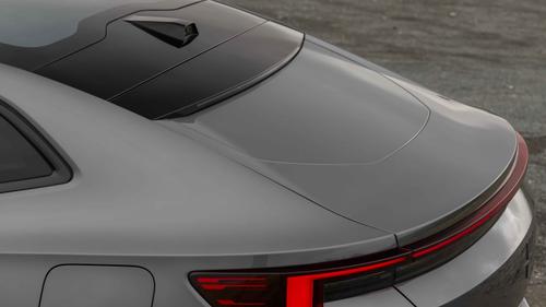 Polestar 4 rear windscreen area