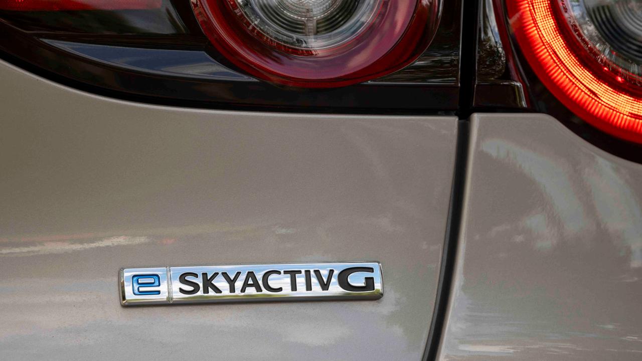 Mazda e-Skyactiv G badge