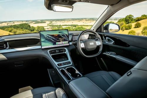 Geely EX2 dash angled