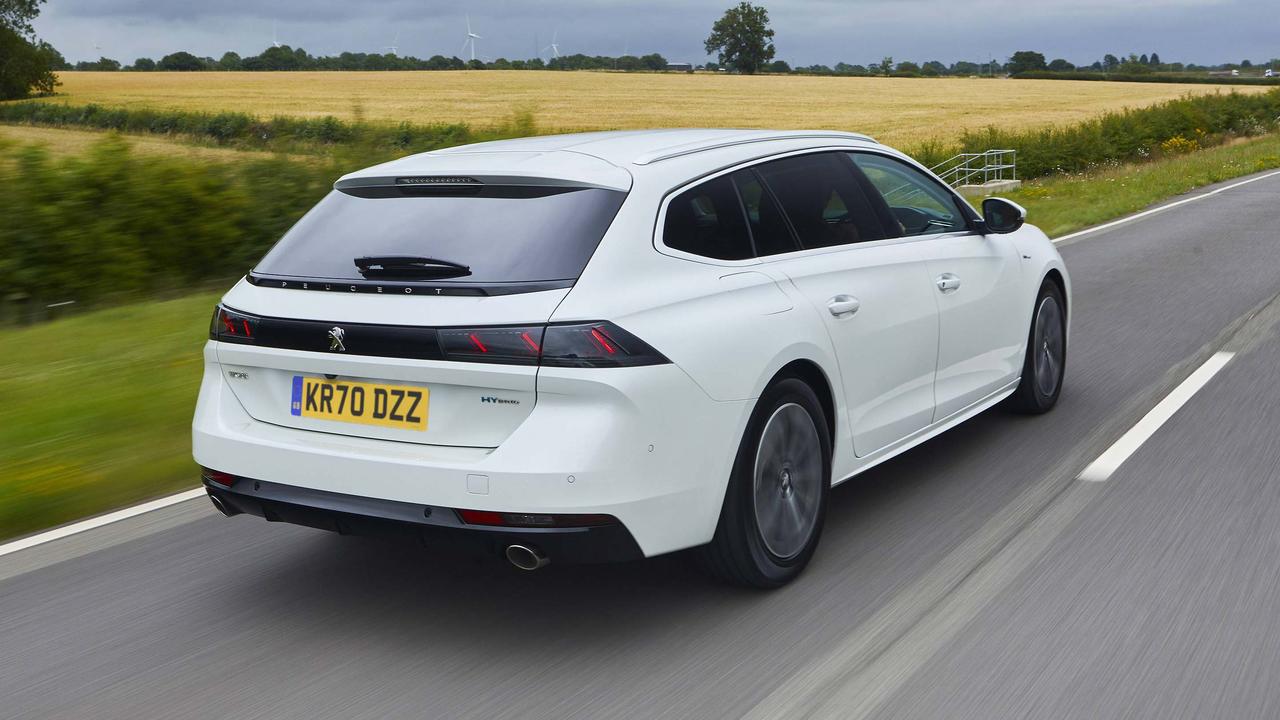 Peugeot 508 SW PHEV driving, rear