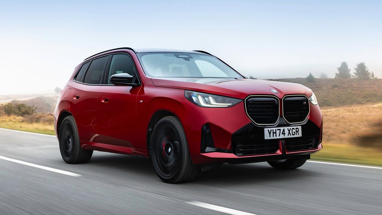 BMW X3 in red