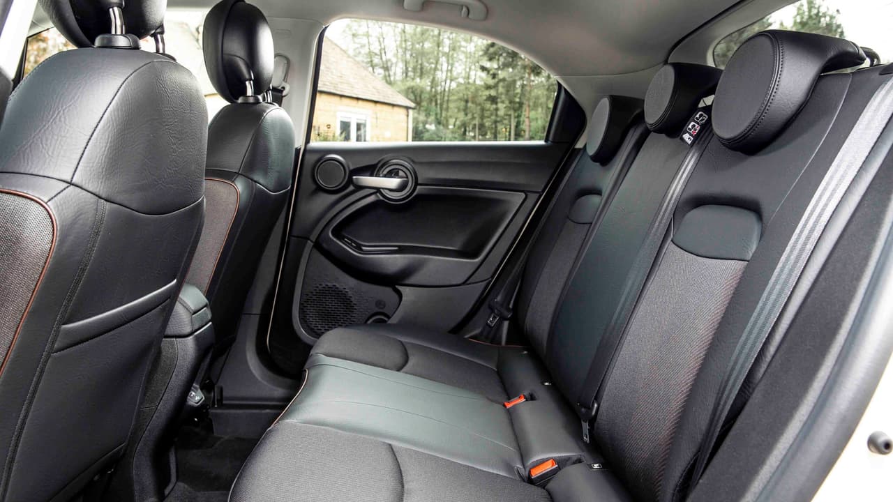 Fiat 500X rear seats
