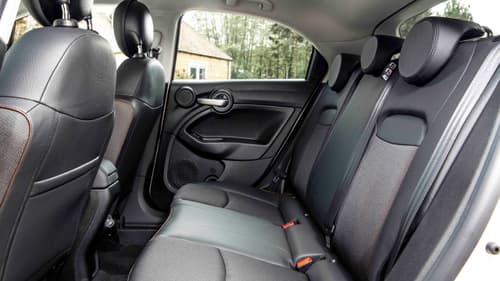 Fiat 500X rear seats
