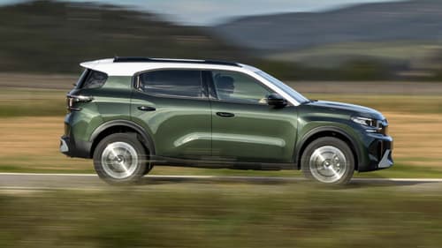 Citroen C3 Aircross driving side view