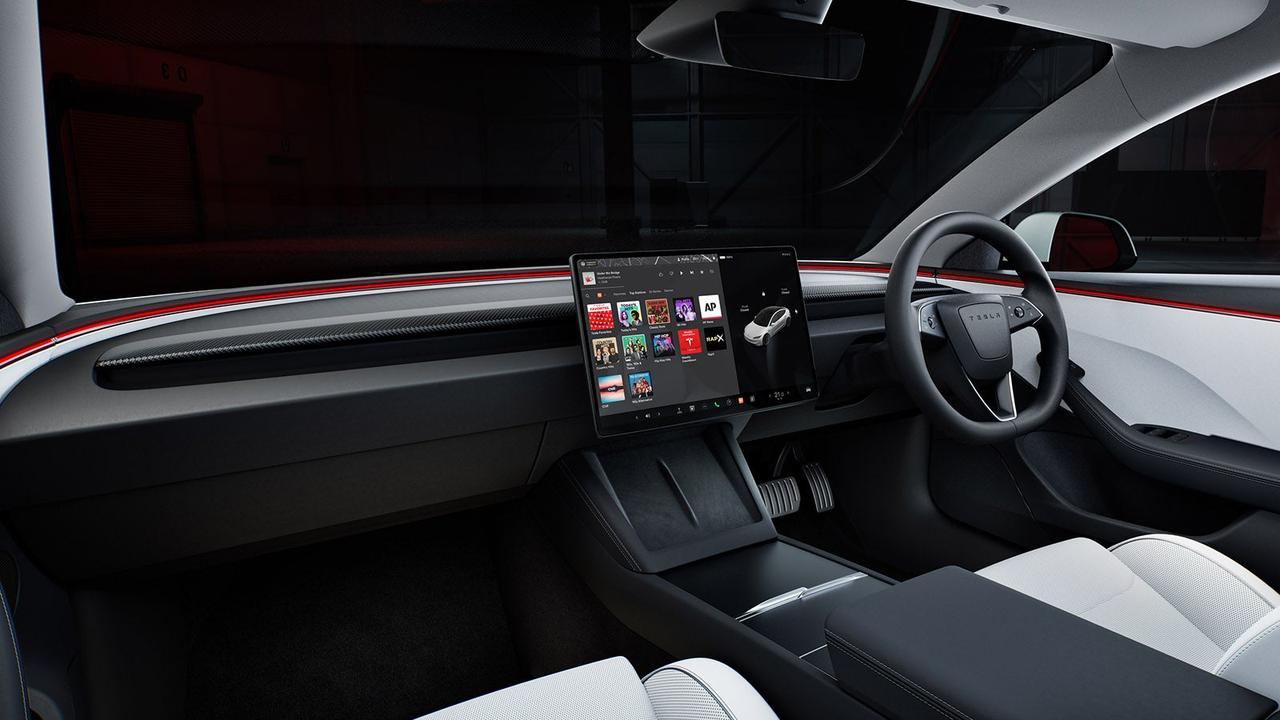 Tesla Model 3 Performance interior