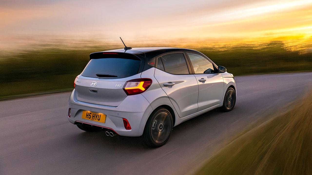 Hyundai i10 rear three quarter