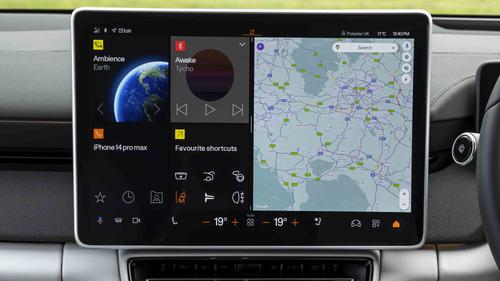 Polestar 4 touchscreen