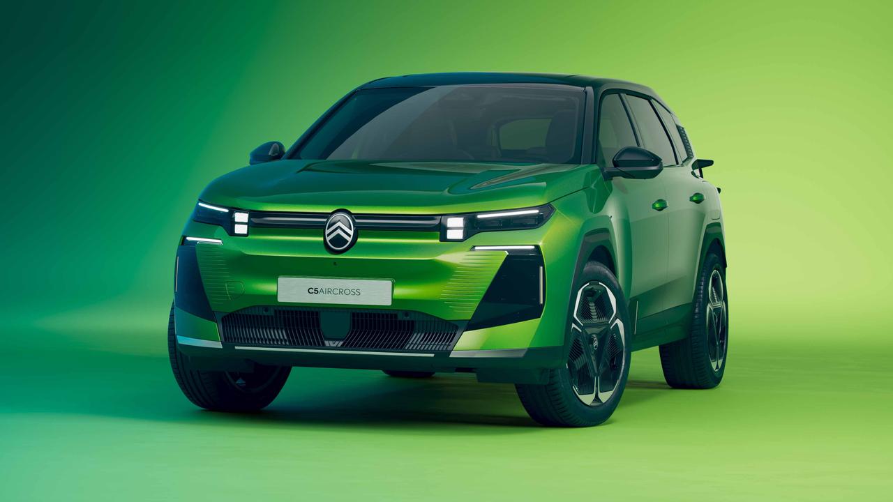 2025 Citroen C5 Aircross front