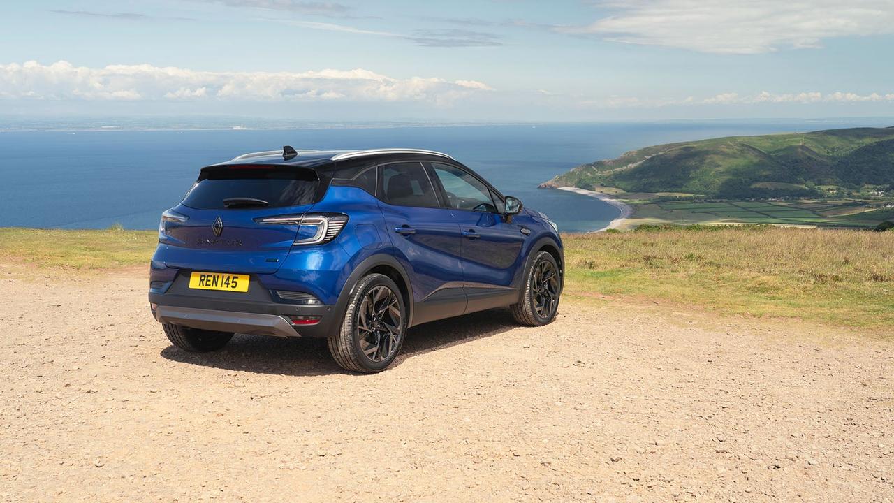 Renault Captur in blue, rear three quarter