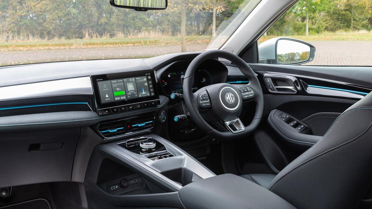 MG5 EV review – interior