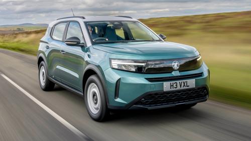 Vauxhall Frontera driving