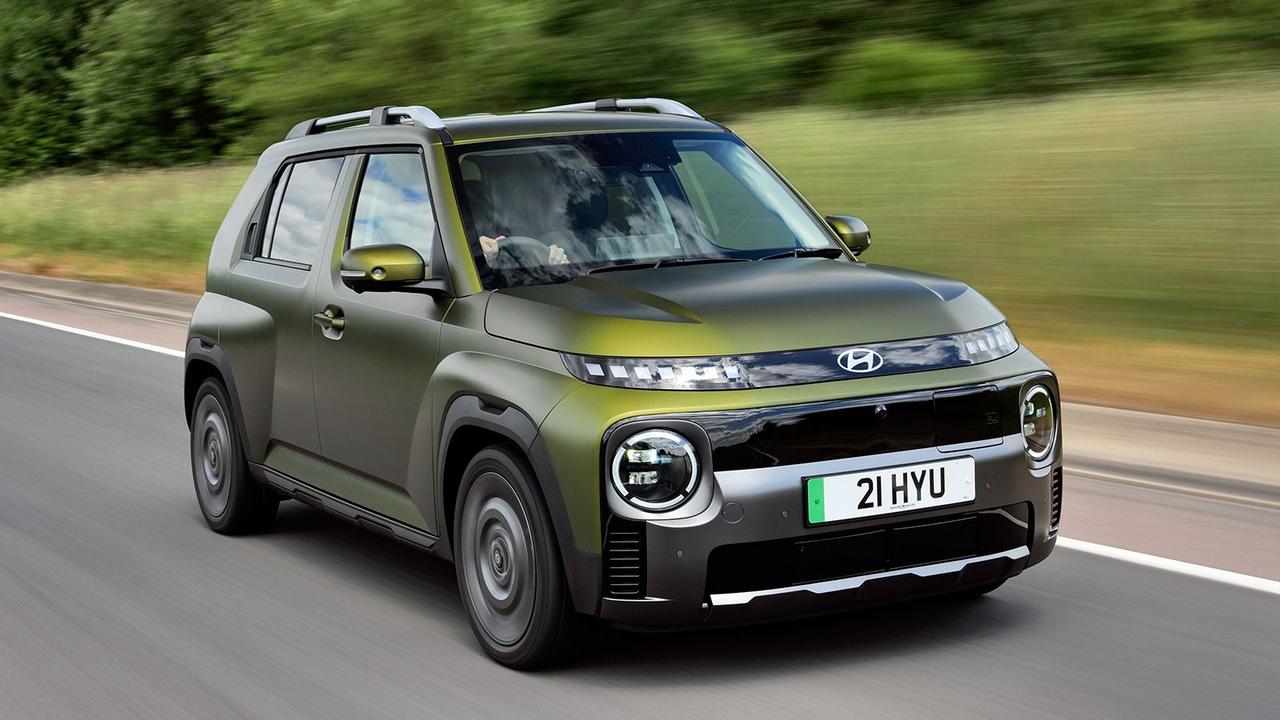 Hyundai Inster in green