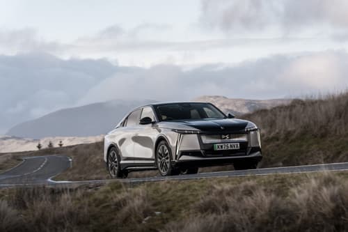 DS No8 front driving