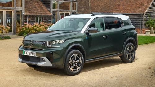 Citroen e-C3 Aircross front/side view