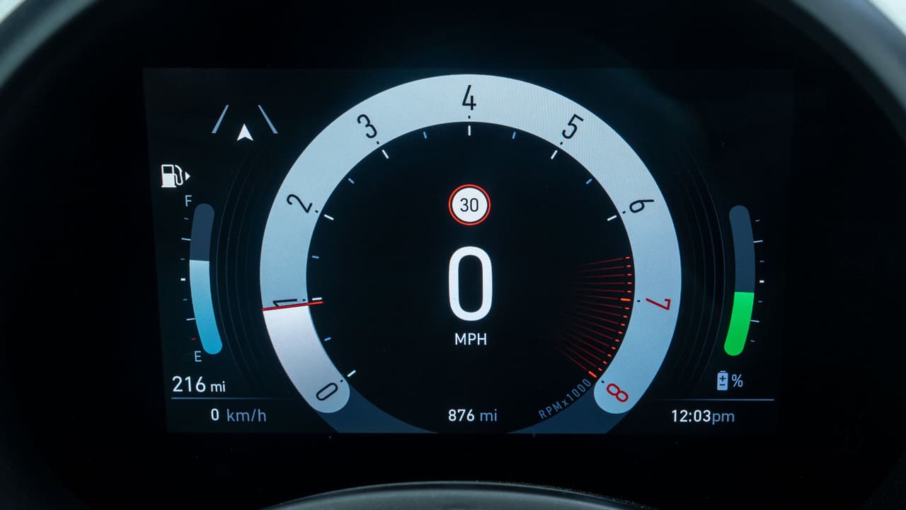Fiat 500 Hybrid rev counter