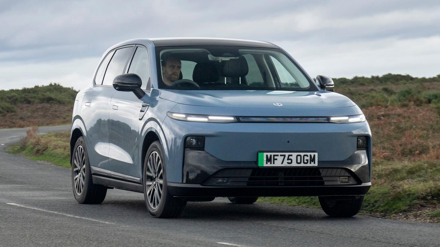 Leapmotor B10 driving