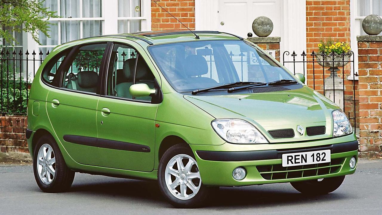 Mk1 Renault Scenic in green
