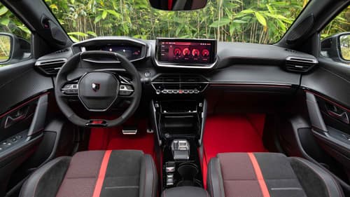Peugeot E-208 GTi interior