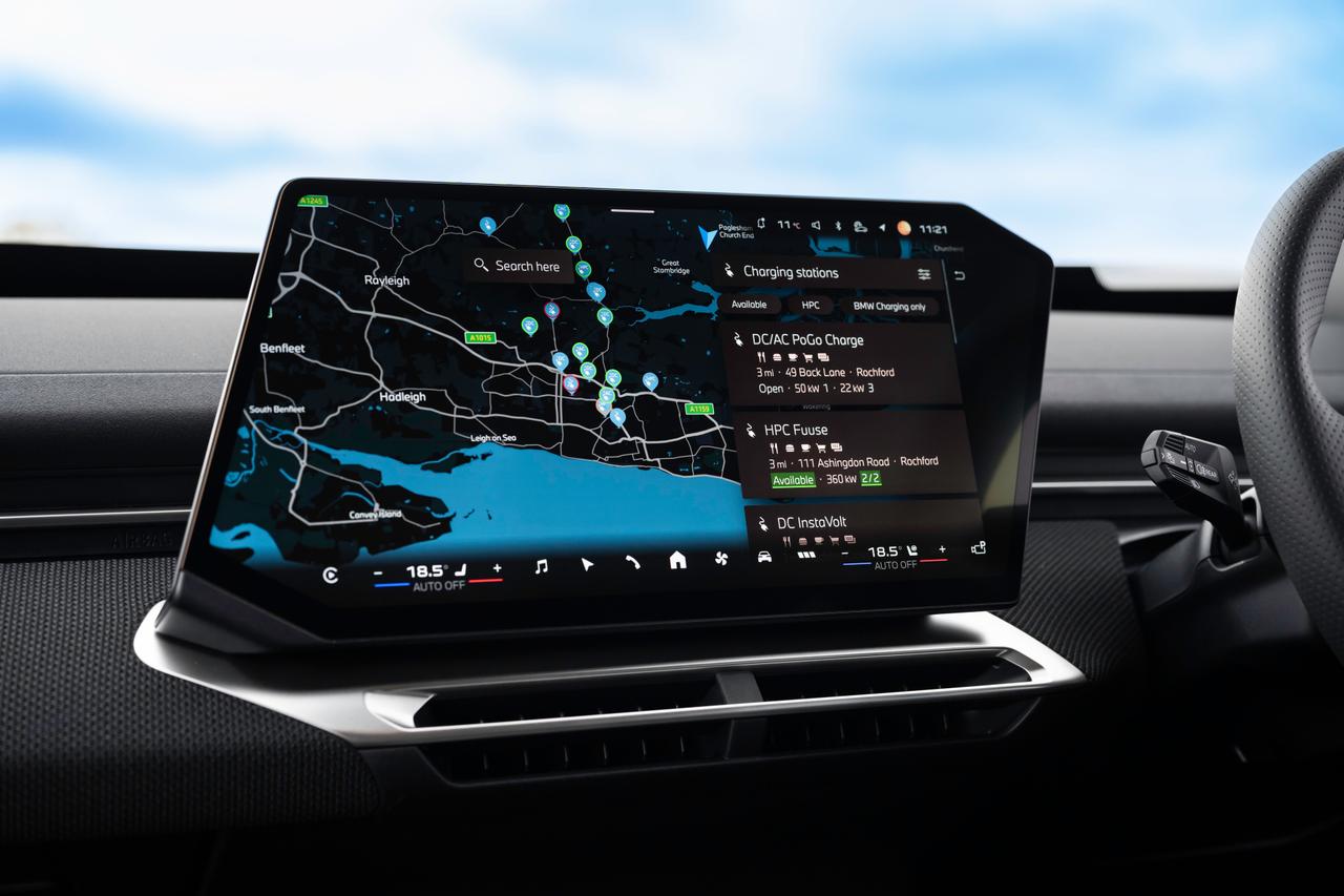 BMW iX3 infotainment