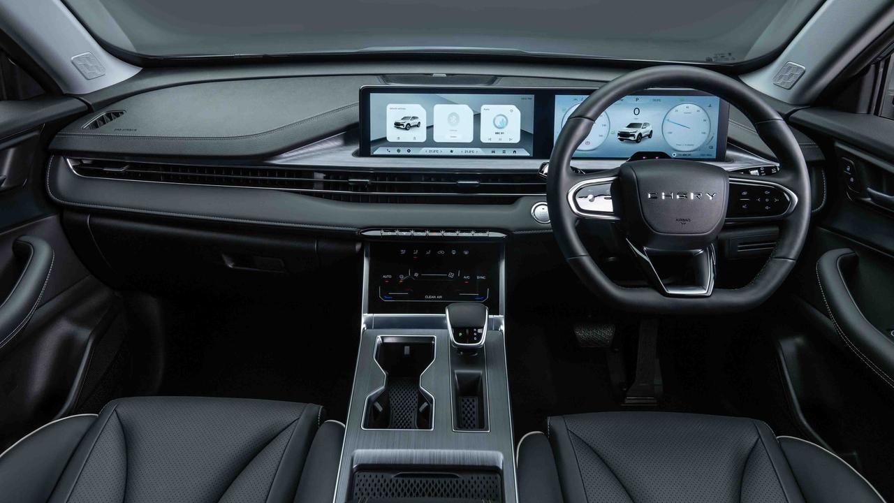 Chery Tiggo 4 interior