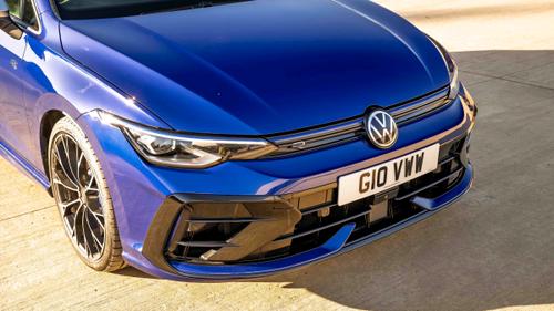 VW Golf R headlight
