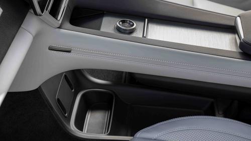 Polestar 4 centre console