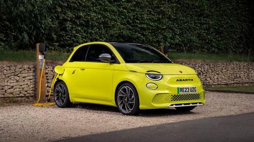Abarth 500e review – charging
