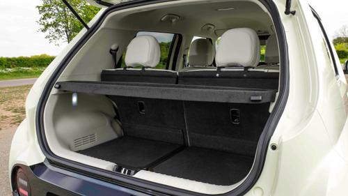 Hyundai Inster boot with parcel shelf in place