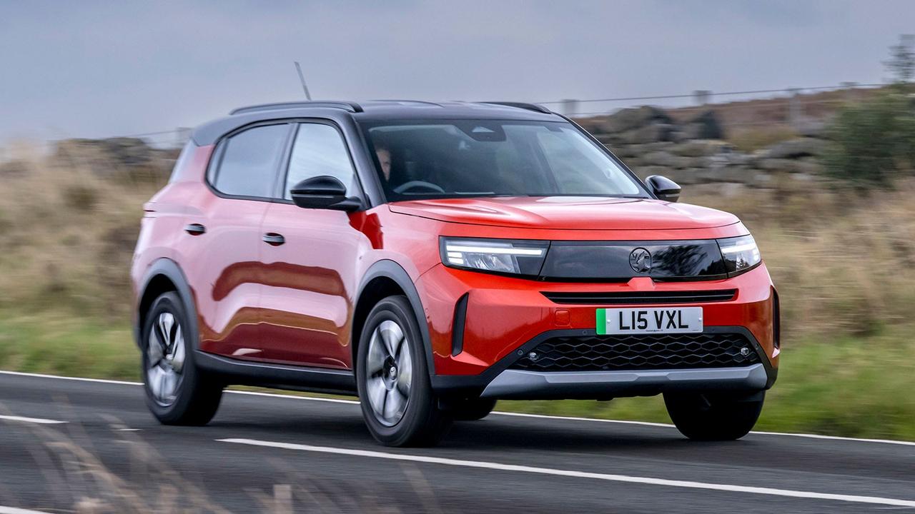 Vauxhall Frontera in orange